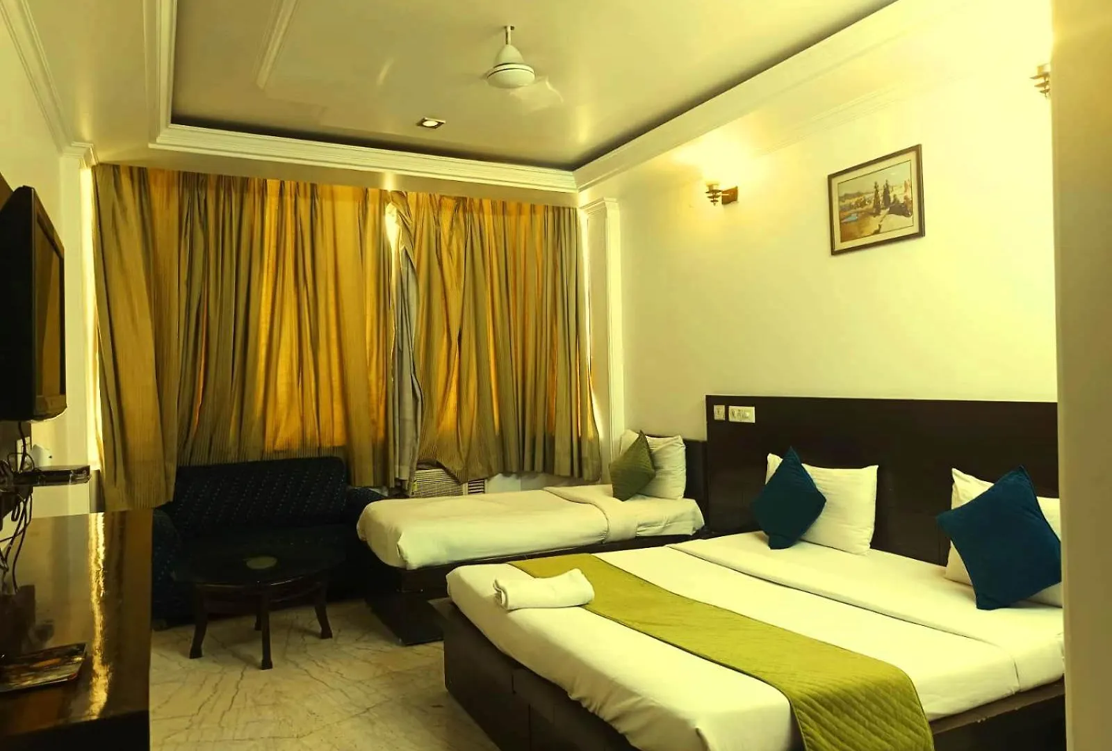 Hotel Kron New Delhi